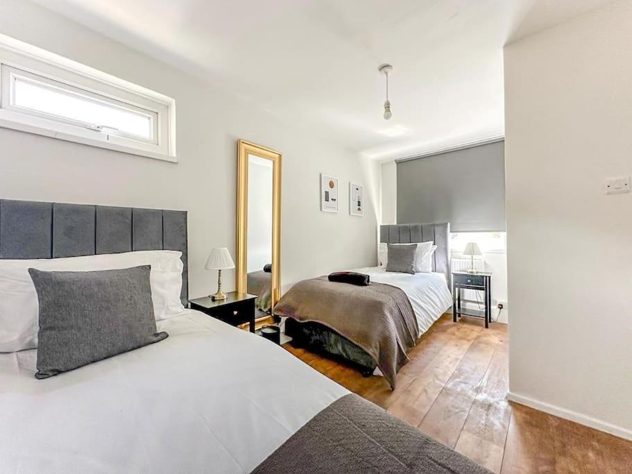 New Cosy Luxury 3 Bedroom House In Battersea לונדון מראה חיצוני תמונה