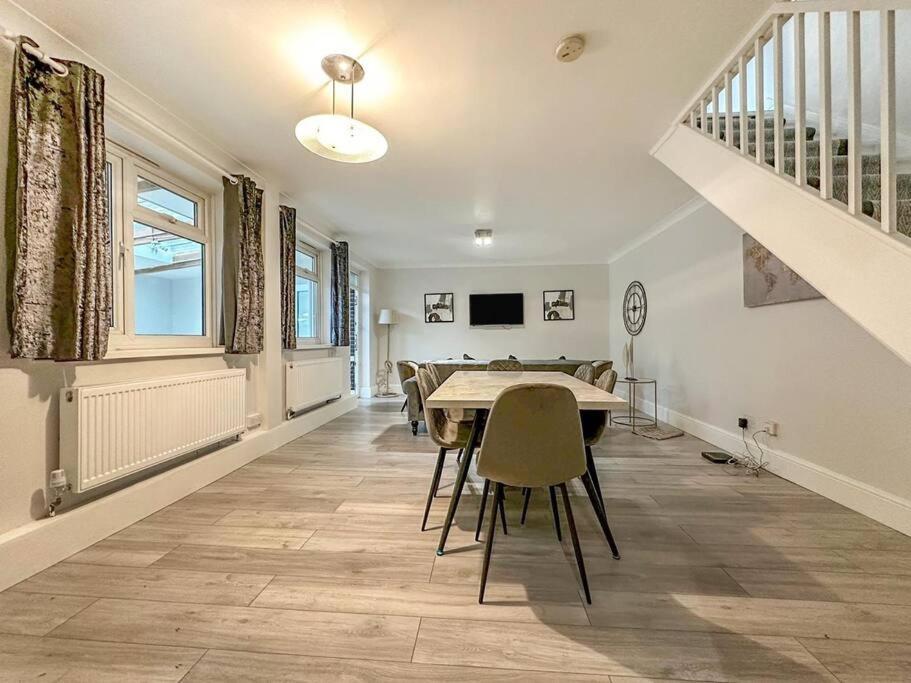 New Cosy Luxury 3 Bedroom House In Battersea לונדון מראה חיצוני תמונה